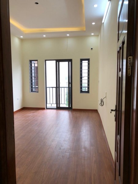 Cần Bán gấp nhà Mặt phố Châu Long giá 40 tỷ, 105m2, MT 5,5m, KD tốt