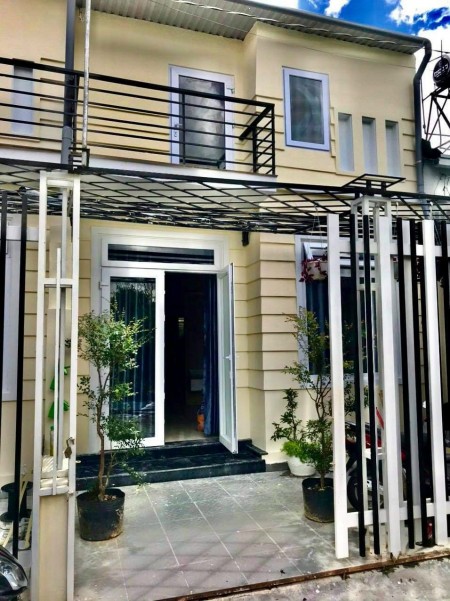 Cần bán nhà Đà Lạt đường o tô rộng rãi thoải mái gần trung tâm thích hợp cho việc định cư lâu dài