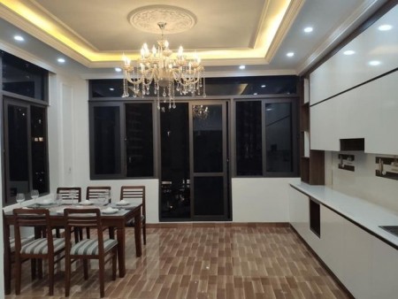 Bán nhà Nguyễn Khang – Cầu Giấy. Lô góc Kinh doanh Ôtô đỗ cửa. Mặt tiền 10.5m. 5,9 tỷ.