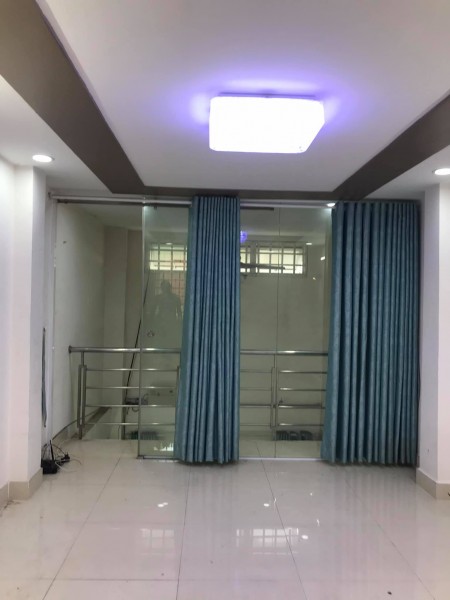 Bán Nhà Quận 11 hẽm xe hơi nhà 5 tầng Gía Rẻ Chỉ 6.7 TỶ