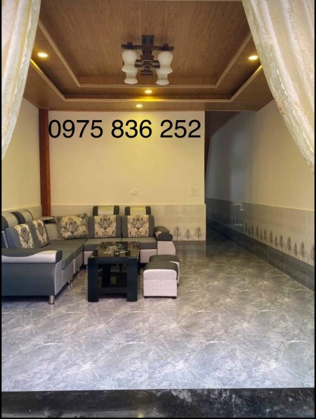 Cần bán nhà Đà lạt Thích hợp cho gia đình nhỏ định cư lâu dài. Cho những người cần 1 ngôi nhà ấm cúng