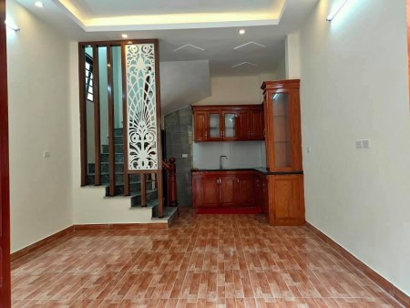 Bán Mặt ngõ Lạc Long Quân, Mới đẹp giá 6.1 tỷ, 60mx5T, NT cao cấp