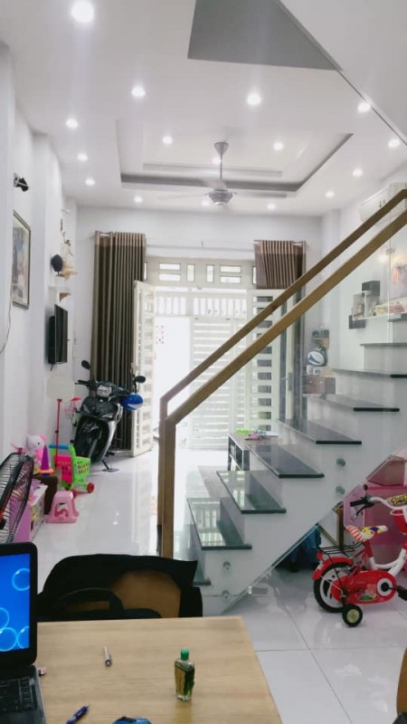Hẻm xe hơi Lê Văn Sỹ Quận 3, 64m ngang 4,3 dài 15 giá tốt 8,2 tỷ
