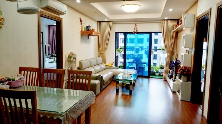 Hót - căn góc 3 ngủ sáng, view nội khu, tầng trung tại chung cư Ecogreen City, giá bán lỗ 2,6 tỉ