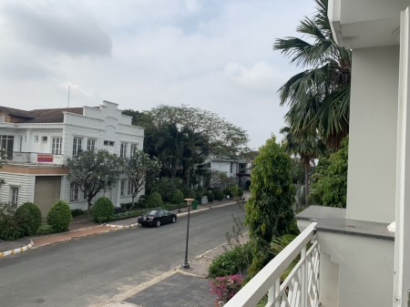 Đi đến slide 6