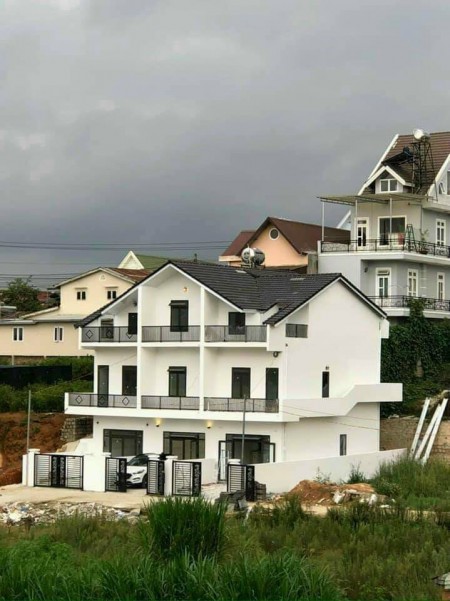 Bán nhà mới tinh đường Cao Thắng, Đà Lạt