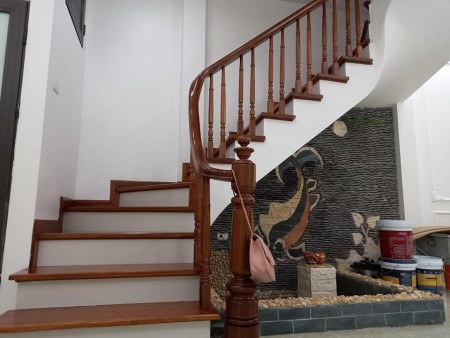 Bán Nhà 5 Tầng Mới Đẹp 40m2 Phố Đào Tấn Chỉ 4.9 Tỷ.
