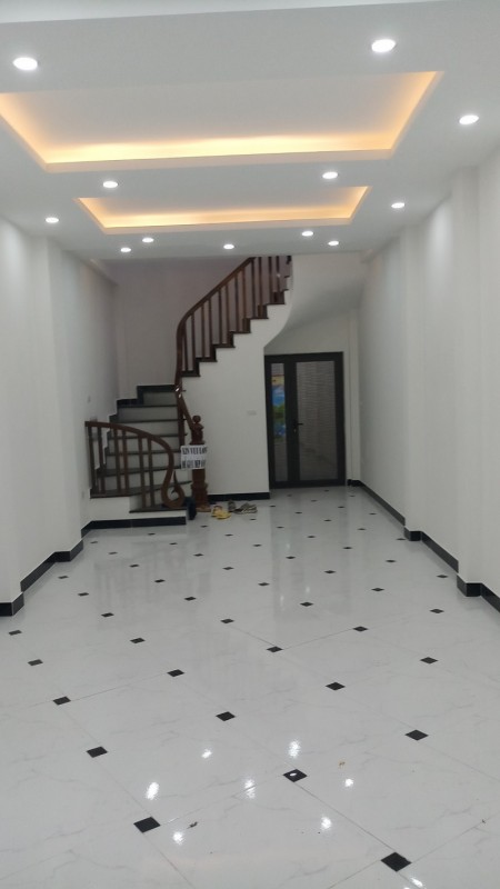 Siêu khủng -bán nhà Tam Hiệp 58m - 5 tầng - ô tô 7 tấn vào nhà, 3.45 tỷ. LH 0869604886