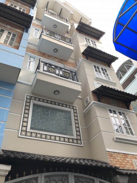 Nhà đẹp Nơ Trang Long 5x10m Lững 3Lầu 5PN có nội thất 18Tr/th