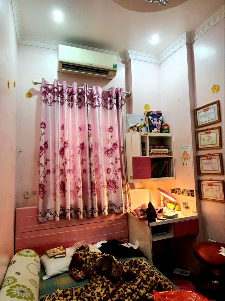 CHỦ NHÀ CẦN BÁN GẤP! NHÀ BẠCH MAI LÔ GÓC Ô TÔ ĐỖ CỬA GIÁ 2.6 TỶ