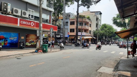 Đi đến slide 3