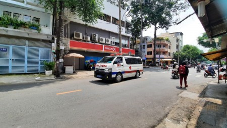 Đi đến slide 4