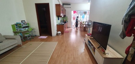 Bán căn tầng thấp CT2 Nam Đô 89m2 2 tỷ 3