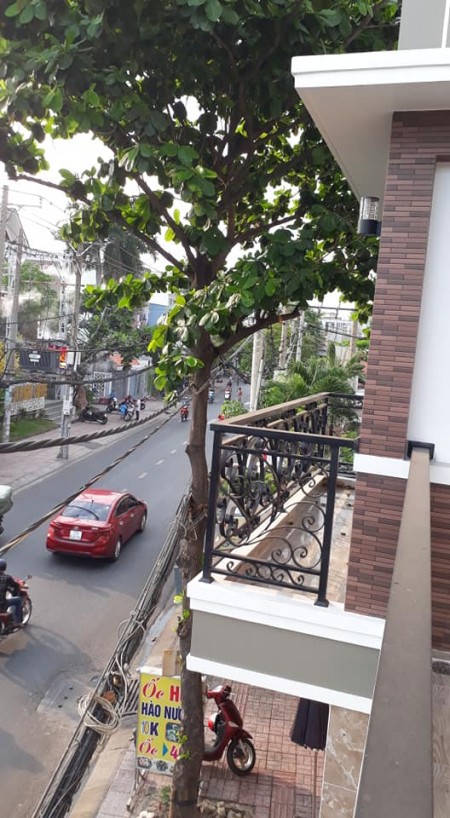 Quận 6 Nhà Mặt Tiền ngang khủng thích hợp kinh doanh – Gía Chỉ 8 TỶ