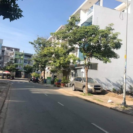Bán lô đất đường số 7, khu Tên Lửa(đối diện công viên), DT 85m2, giá 2.72 Tỷ, sổ hồng riêng