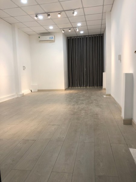 Cho thuê shop, spa trên lầu Phạm Ngọc Thạch, gần Hồ con rùa q3