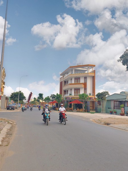 Cần bán gấp lô đất đường số 7, Phường Tân Tạo, Quận Bình Tân, TPHCM.