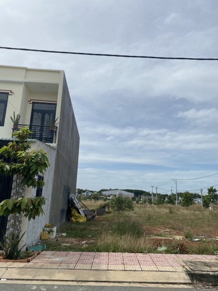 Chính chủ bán gấp 2 lô đất ngay khu đô thị, liền kề khu công nghiệp và các trường đại học