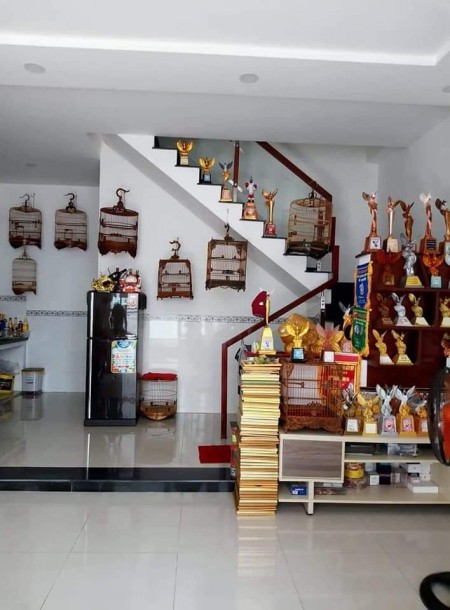 Cần tiền gấp bán nhà Quận 10 Nguyễn Kim 80m2 chỉ 7.5 tỷ - 4 tầng