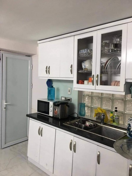 Nhà phố Lương Đình Của, 3 mặt thóang, kinh doanh tạp hóa.