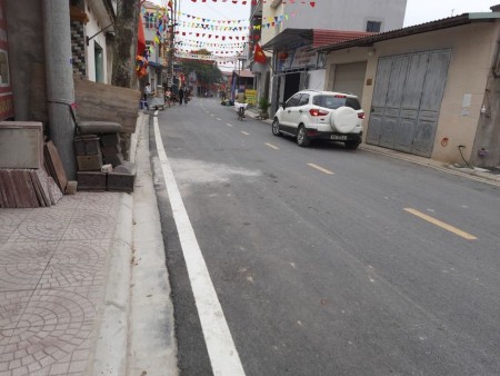 Chính chủ em cần bán gấp mảnh đất kinh doanh có 1 0 2 tai trục chính đông xuân lh 0399786838