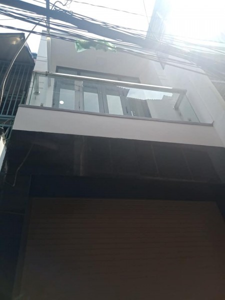 Bán nhà Lạc Long Quân, Q11, 3 tầng, ngang 3, dài 7.5, mới đẹp chỉ 3.35 tỷ