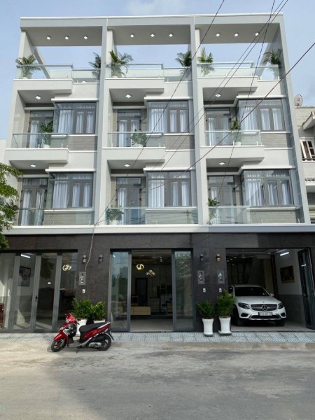 Bán Nhà Đường 10M DT 4.3X14M 2 lầu sân thượng. Xây Mới 100%. KDC An Ninh. Gần cầu Phú Xuân Q7 giáp Phú Mỹ Hưng
