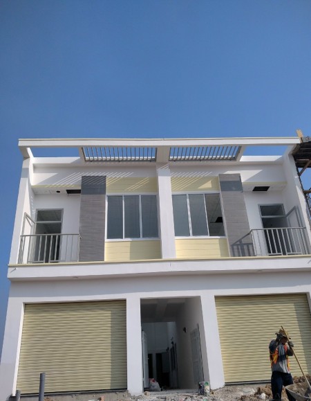 Bán Nhà phố 2 mặt tiền 1trệt, 1 lầu và dãy trọ đang cho thuê