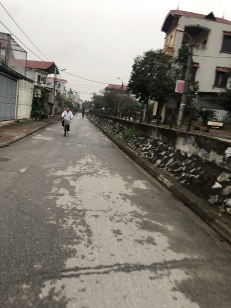 Bán đất tại Đặng Xá Gia Lâm, đường oto, DT từ 50m giá chỉ nhỉnh 1.5 tỷ bao sang tên