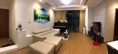 Bán gấp nhà Mặt phố Đê La Thành giá 8.2 tỷ, 45m2, KD đông đúc