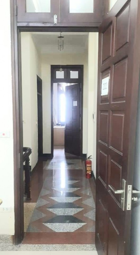 Bán nhà đẹp, rộng 65m 4 tầng Phố Vọng Hai Bà Trưng
