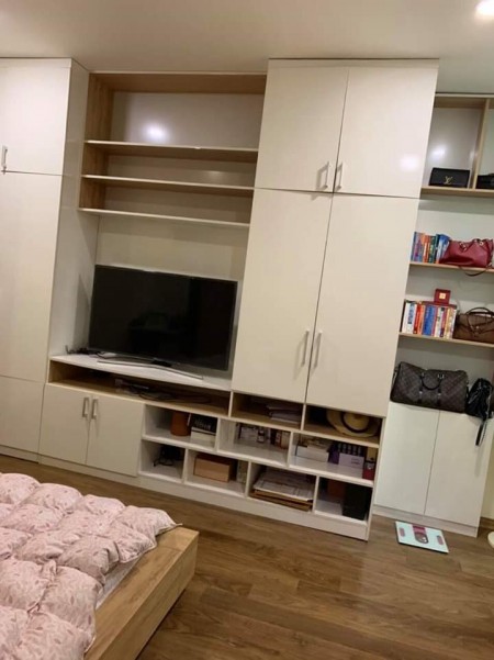 Bán căn hộ 2 ngủ đẹp và rẻ nhất dự án Tràng An complex- DT 75m2.
