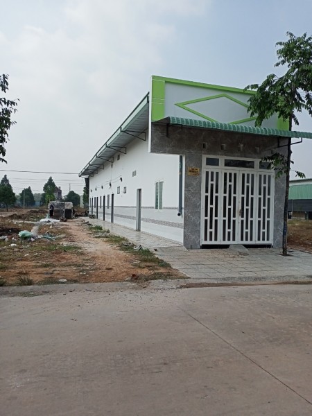 VỠ NỢ NGÂN HÀNG, BÁN GẤP 3 DÃY TRỌ TẠI KCN MỸ PHƯỚC 3 BÌNH DƯƠNG