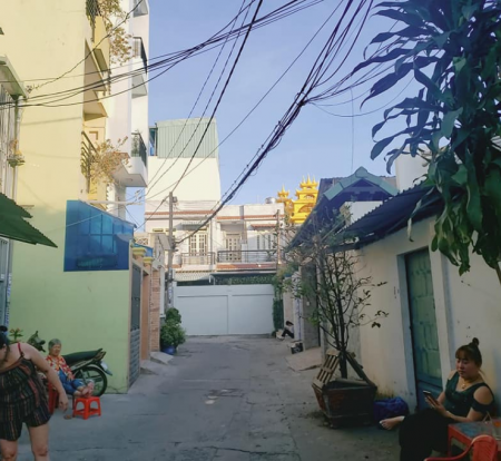 Bán nhà 2 tầng HXH Nguyễn Văn Lượng, P.17, GV 32m2, giá 3.1 tỷ TL