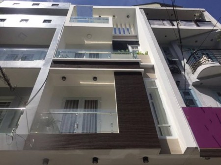 Nhà đẹp đúc 3.5 tấm (4x20) tặng hết NTCC Khu Tên Lửa