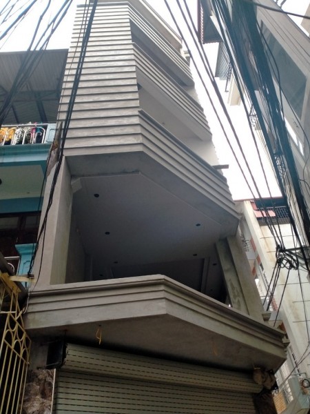 1 căn độc lập Tam Hiệp dt 50m2 5 tầng ô tô vào nhà 2 mặt thoáng giá 4.2 tỷ LH: 0869604886