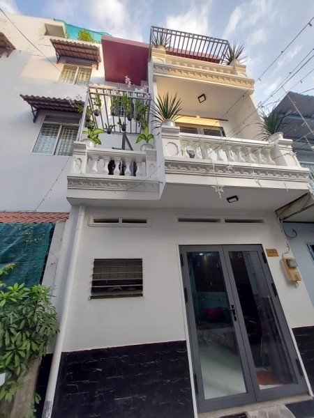 Bán nhà xinh lung linh HXH Quang Trung P8 GV, (4.2x6)m2 3Tầng chỉ 3.15Tỷ