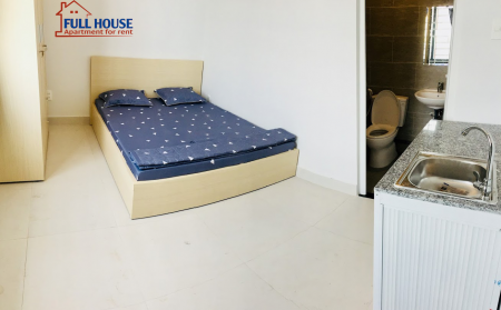 Phòng full nội thất ban công lớn Chợ Tân Quy Q7