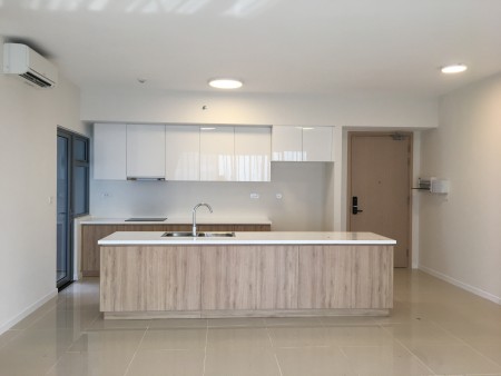 Cho thuê 3PN Palm Heights 121m2 14tr, Tầng cao, view hồ bơi siêu đẹp lung linh, giá tốt nhất