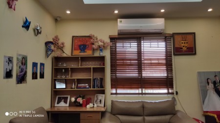 Bán nhà đường Hoàng Hoa Thám, Nhà đẹp, Lô góc 3 mặt thoáng diện tích 51M, nhà xây 4 tầng, MT 4.6M gía chào 4.5 tỷ 0964826656