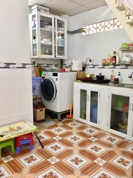 Bán nhà đường Tây Thạnh, Tân Phú dt 42m2, giá 3 Tỉ 2