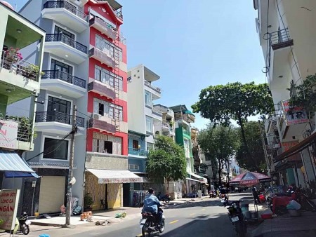 Cô 19 hại cần Bán gấp Nhà Mặt tiền 139B Nguyễn Tiểu La, Phường 6, Quận 10, 40m2, 4 Tầng, giá 14 tỷ MTG