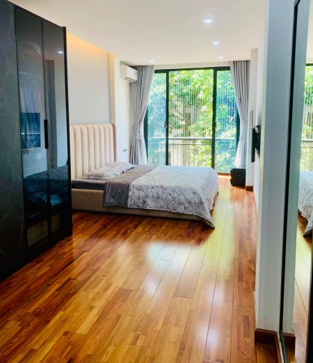 Bán nhà Mặt phố Minh Khai giá 5.8 tỷ, 60mx4T, KD đông đúc