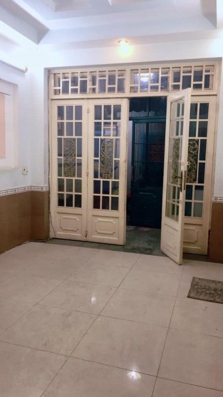 Nhà Hoàng Văn Thụ, Tân Bình, vị trí đẹp, 46 m2, 2 tầng chỉ 5 tỷ 2