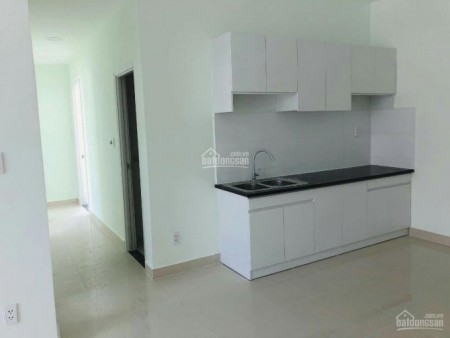 Căn hộ View hồ bơi 60m2 2PN 2WC giá 6.5 triệu. Ở ngay