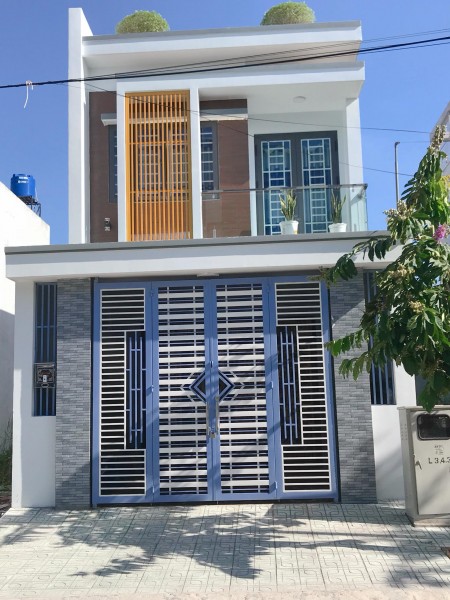 Bán Nhà 1 trệt 1 lầu Home Garden - ngay chợ Bình Chánh 100m2, SHR