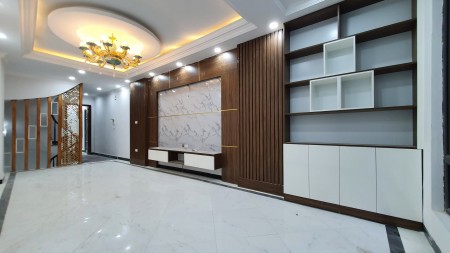 Bán nhà siêu phẩm Nguyễn Ngọc Nại, phân lô, ôtô đỗ, cực đẹp ở luôn, 56m2, 6T, 7.1 tỷ