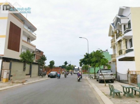 Đi đến slide 2