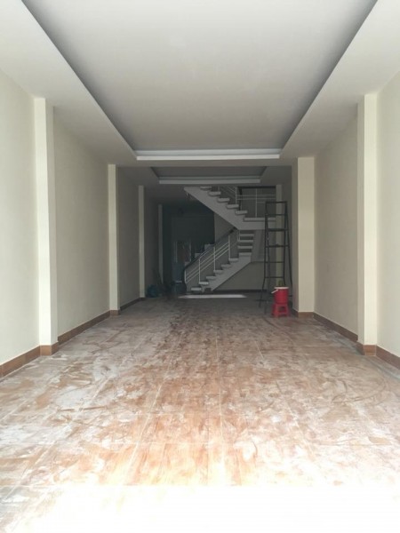 Cho thuê mặt bằng hẻm xe hơi Cộng Hòa , Tân Bình