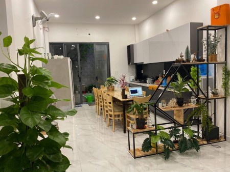 Ký Túc Xá Cao Cấp Đầy Đủ Tiện Nghi Gía Rẻ Bao Trọn Gói 1.8Tr/Tháng Gần Cầu Chu Văn An - Bình Thạnh